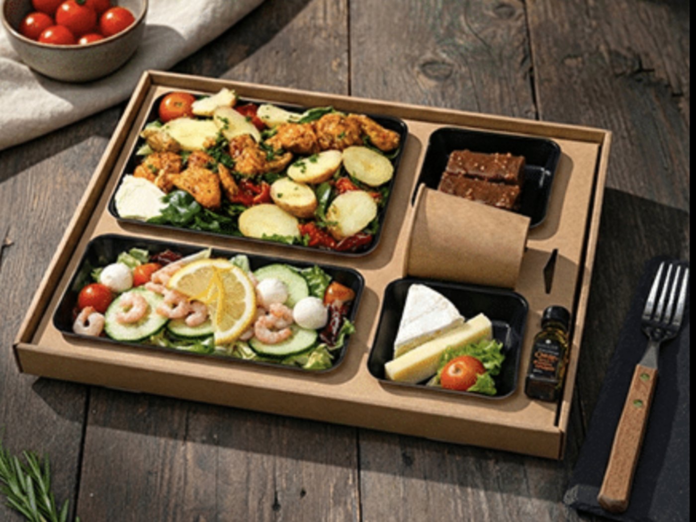 Plateau Signature MYLO Traiteur : crudité, plat froid et dessert